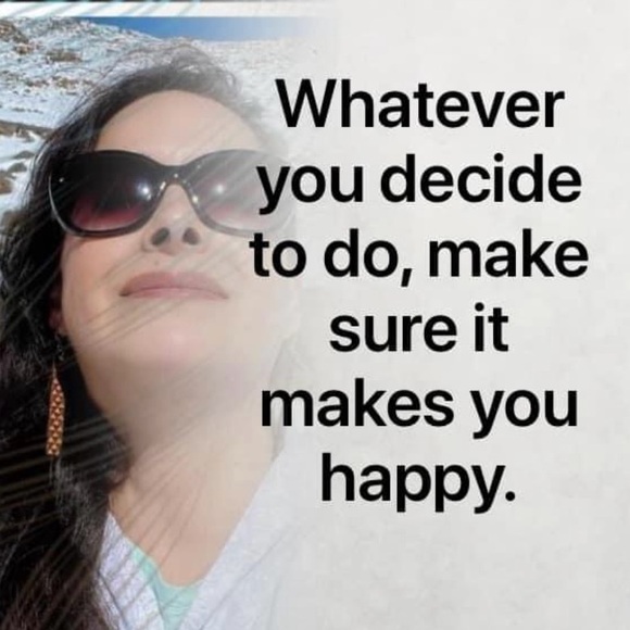 Meet your Posher, Kat - Picture 2 of 2